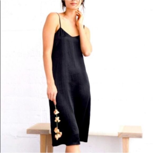 Jenni Kayne Black Satin Slip Dress adjustable spaghetti straps V-Neck Midi Small - Picture 1 of 9